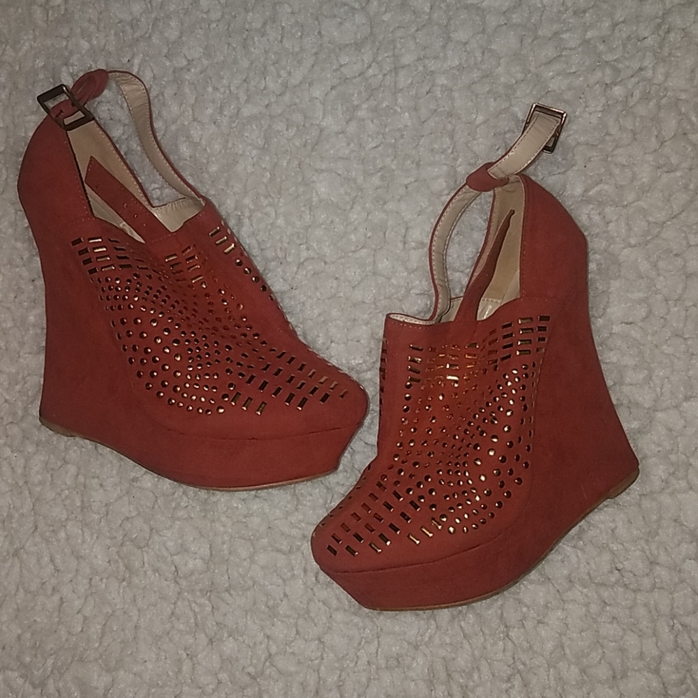 Wedges (burnt orange)